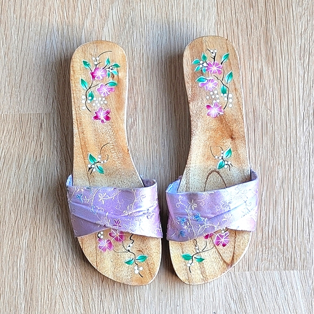 Unique Stylish wooden sandals